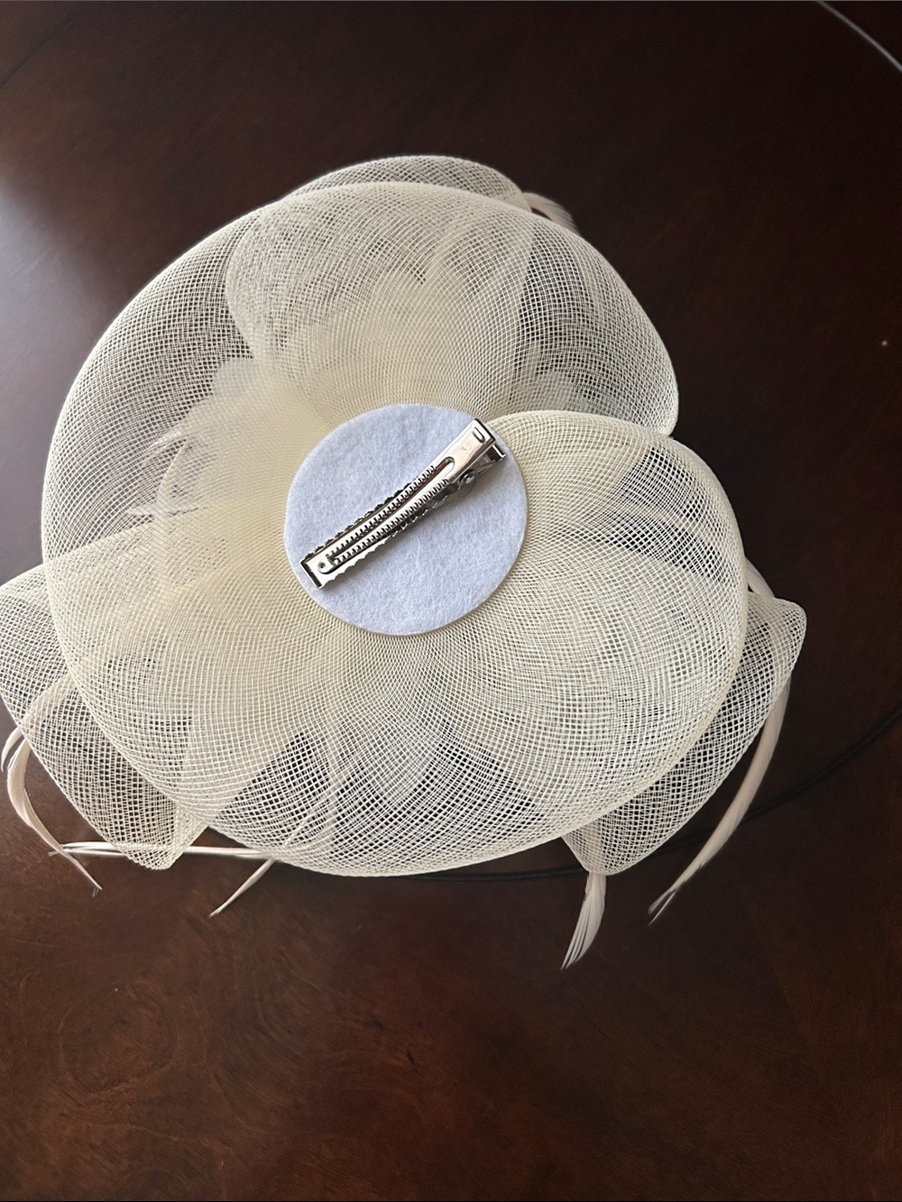 Ivory Mesh Floral Fascinator Hat - Picture 2 of 2